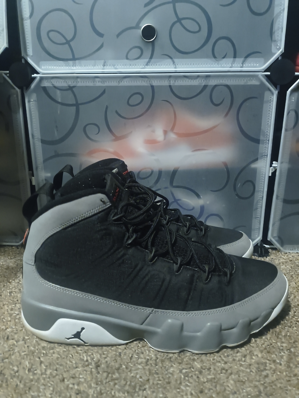 Jordan 9 Particle Grey